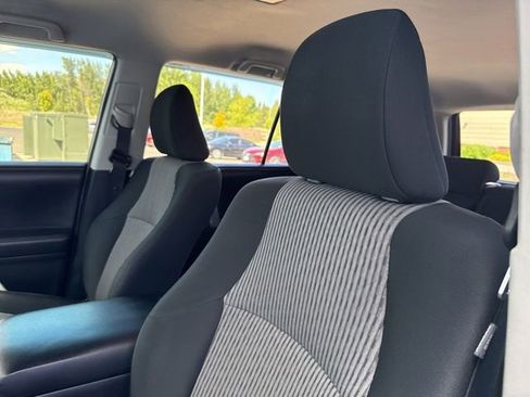 Used 2016 Toyota 4Runner SR5 AWD/4WD image 27