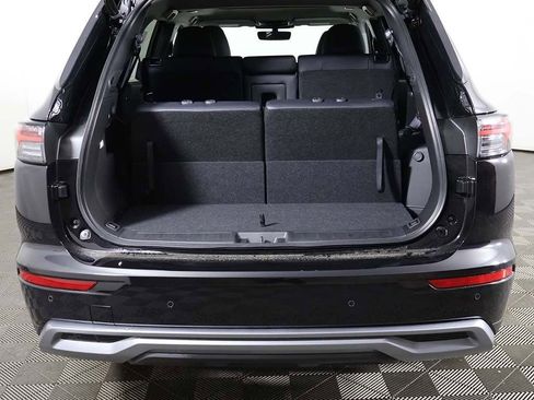 New 2025 Mitsubishi Outlander SE FWD image 18