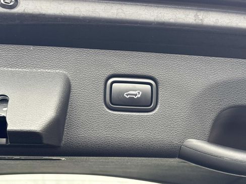 Used 2024 Kia Sportage X-Line w/ X-Line Premium Package image 19