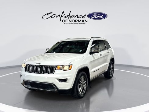 Used 2020 Jeep Grand Cherokee Limited w/ Luxury Group II AWD/4WD image 3