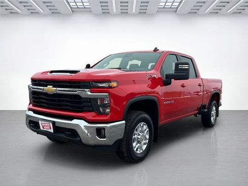 Used 2025 Chevrolet Silverado 2500 LT AWD/4WD image 8