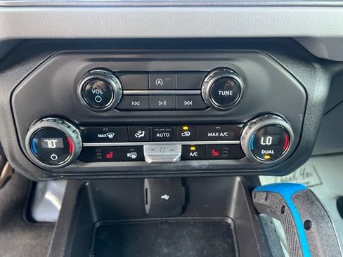 Used 2024 Ford Bronco Black Diamond AWD/4WD image 27