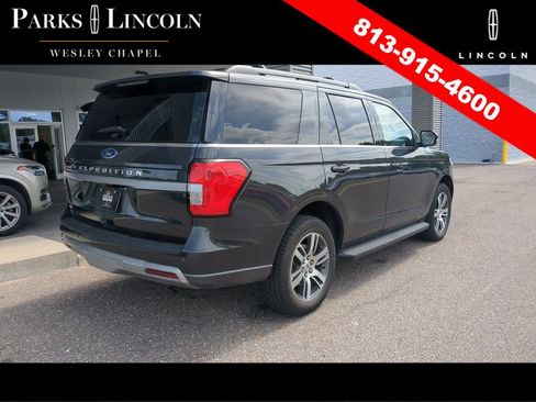 Used 2024 Ford Expedition XLT RWD image 11