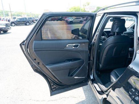 Used 2023 Kia Sportage X-Line w/ X-Line Premium Package AWD/4WD image 13