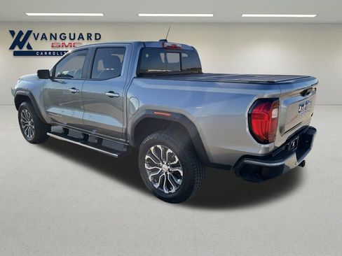 Used 2025 GMC Canyon Denali image 3