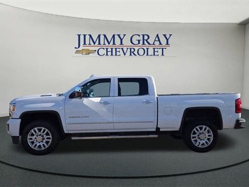 Used 2017 GMC Sierra 3500 Denali w/ Duramax Plus Package image 6