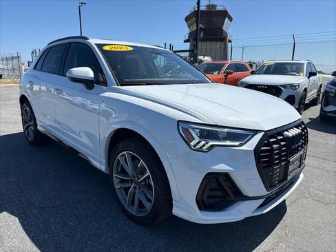 Used 2023 Audi Q3 2.0T Premium Plus w/ Premium Plus Package AWD/4WD image 2