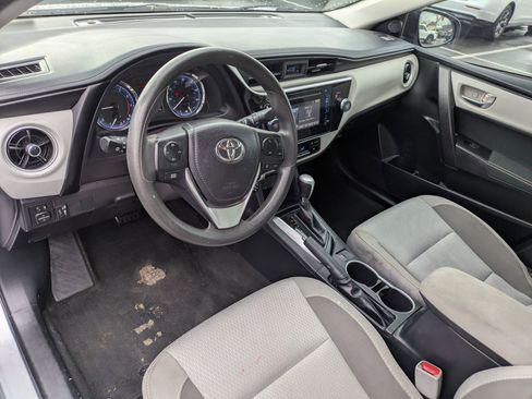 Used 2019 Toyota Corolla LE image 16