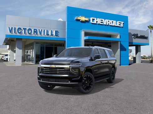 New 2026 Chevrolet Suburban LT RWD image 8