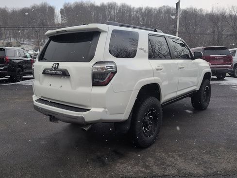 Used 2021 Toyota 4Runner TRD Off-Road Premium w/ Moonroof Package image 4