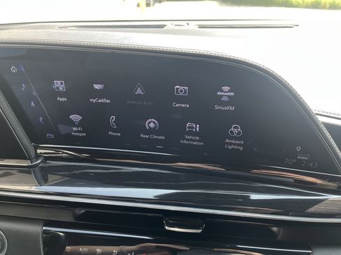 Used 2024 Cadillac Escalade Sport image 33