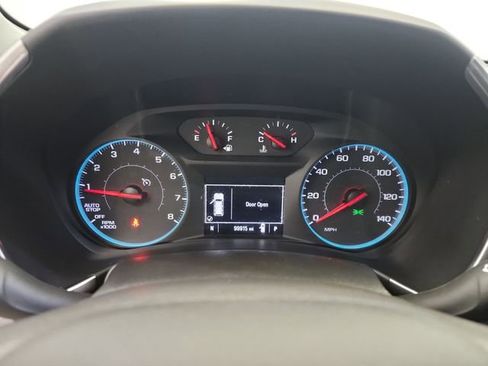 Used 2018 Chevrolet Equinox LT image 14