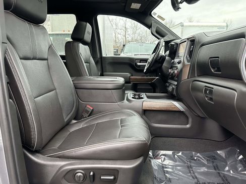 Used 2019 Chevrolet Silverado 1500 High Country image 26