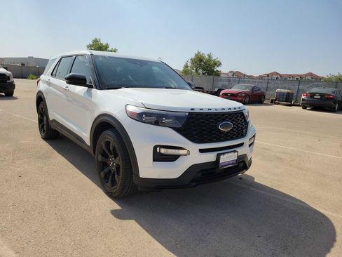 Used 2021 Ford Explorer ST w/ Equipment Group 401A AWD/4WD image 2