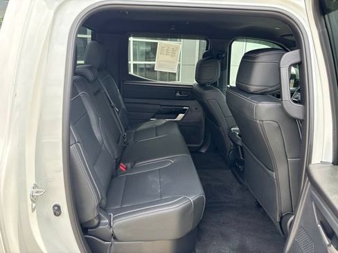 Used 2026 Toyota Tundra Limited AWD/4WD image 29