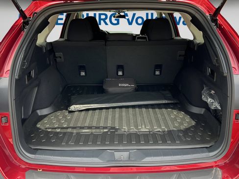 Used 2025 Subaru Outback Premium AWD/4WD image 11