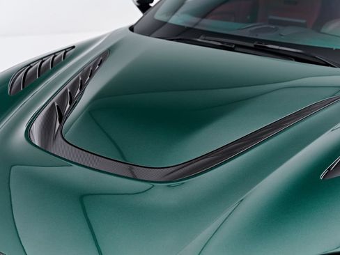 Used 2023 Aston Martin DBS Coupe RWD image 26