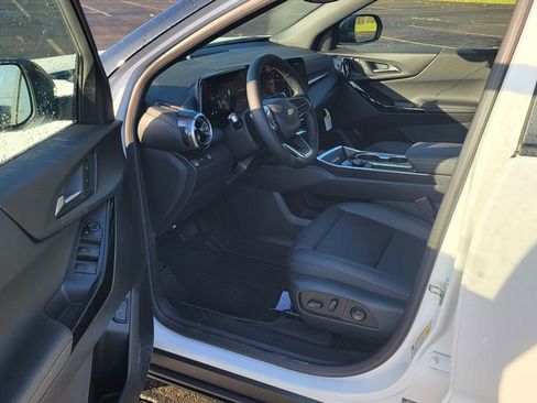 New 2026 Chevrolet Equinox LT FWD image 18