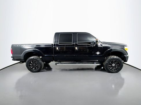 Used 2016 Ford F350 Platinum w/ Platinum Package image 5
