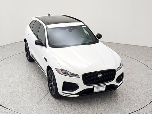 Certified 2026 Jaguar F-PACE R-Dynamic S AWD/4WD image 14