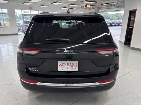 Used 2022 Jeep Grand Cherokee Limited 4xe w/ Luxury Tech Group II AWD/4WD image 7