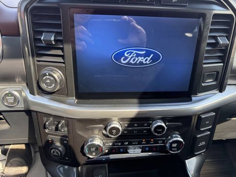 Used 2021 Ford F150 Lariat w/ Equipment Group 502A High AWD/4WD image 18