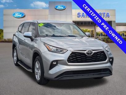 Used 2020 Toyota Highlander LE