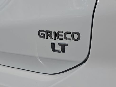 Used 2024 Chevrolet Equinox LT w/ LPO, Cargo Package FWD image 17