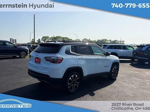 Used 2023 Jeep Compass Limited w/ Sun and Sound Group AWD/4WD image 30