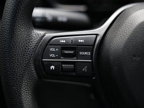 Used 2024 Honda CR-V LX image 32