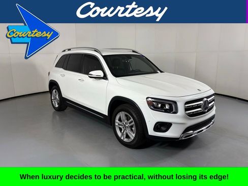 Used 2021 Mercedes-Benz GLB 250 w/ Premium Package image 1