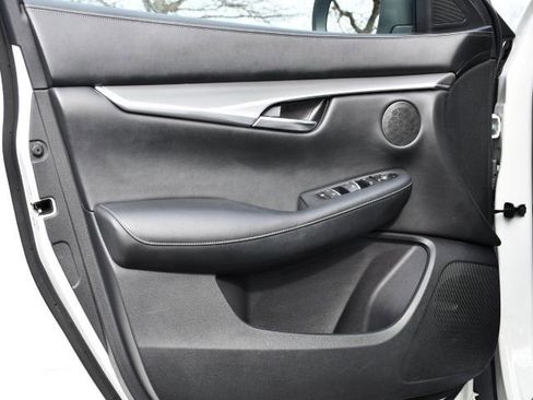 Used 2022 INFINITI QX50 Luxe image 11