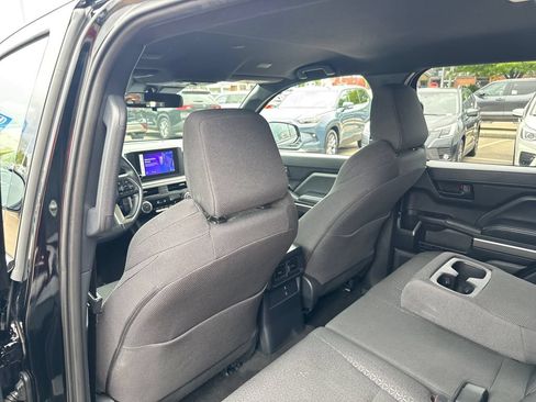 Used 2026 Toyota 4Runner SR5 AWD/4WD image 37