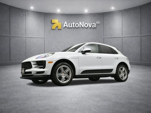 Used 2021 Porsche Macan S w/ Premium Package Plus image 43
