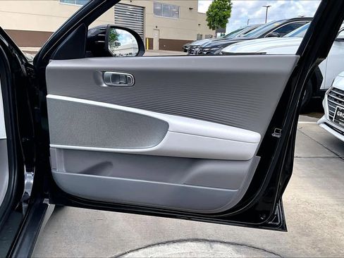 Used 2024 Hyundai Ioniq 6 SEL RWD image 20