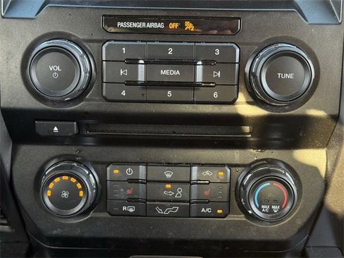 Used 2018 Ford F150 XLT w/ Equipment Group 302A Luxury image 19