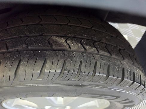 Used 2011 Ford Escape XLT FWD image 23
