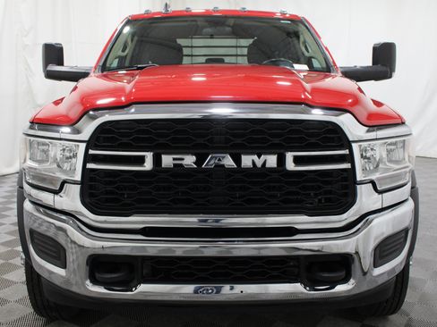 Used 2020 RAM 5500 Tradesman w/ Chrome Appearance Group AWD/4WD image 33