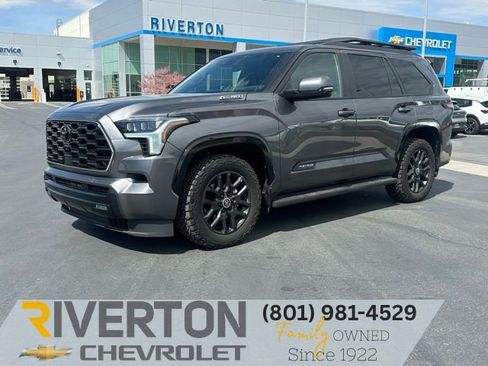 Used 2024 Toyota Sequoia Platinum AWD/4WD image 1