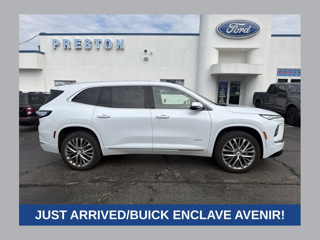 Used 2026 Buick Enclave Avenir w/ Super Cruise Package AWD/4WD image 1