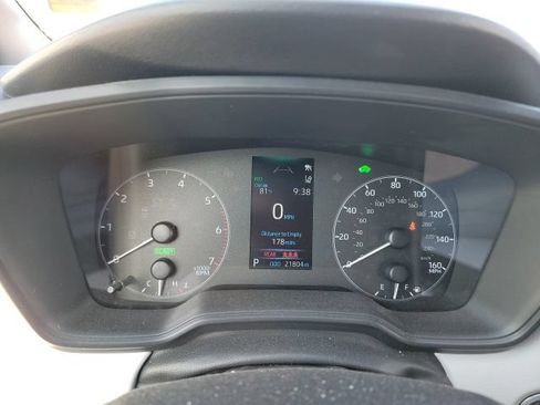 Used 2024 Toyota Corolla SE AWD/4WD image 16