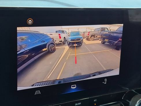 Used 2024 Chevrolet Colorado Trail Boss w/ LPO, Skid Plate Package AWD/4WD image 19