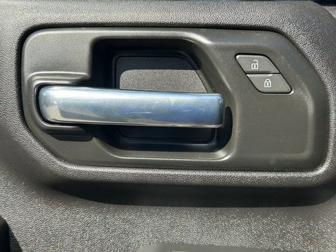 Used 2025 Chevrolet Silverado 2500 Custom w/ Custom Convenience Package image 29