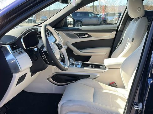 Used 2026 Jaguar F-PACE R-Dynamic S AWD/4WD image 11