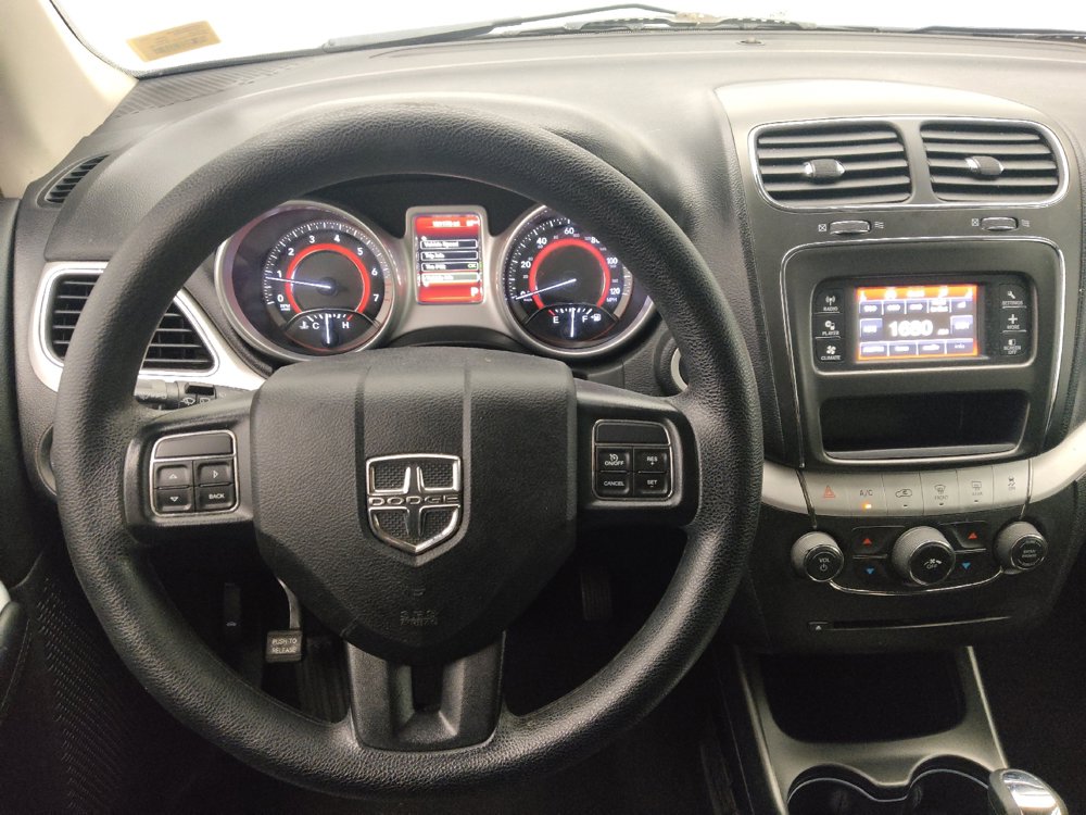 Used 2019 Dodge Journey SE FWD image 22