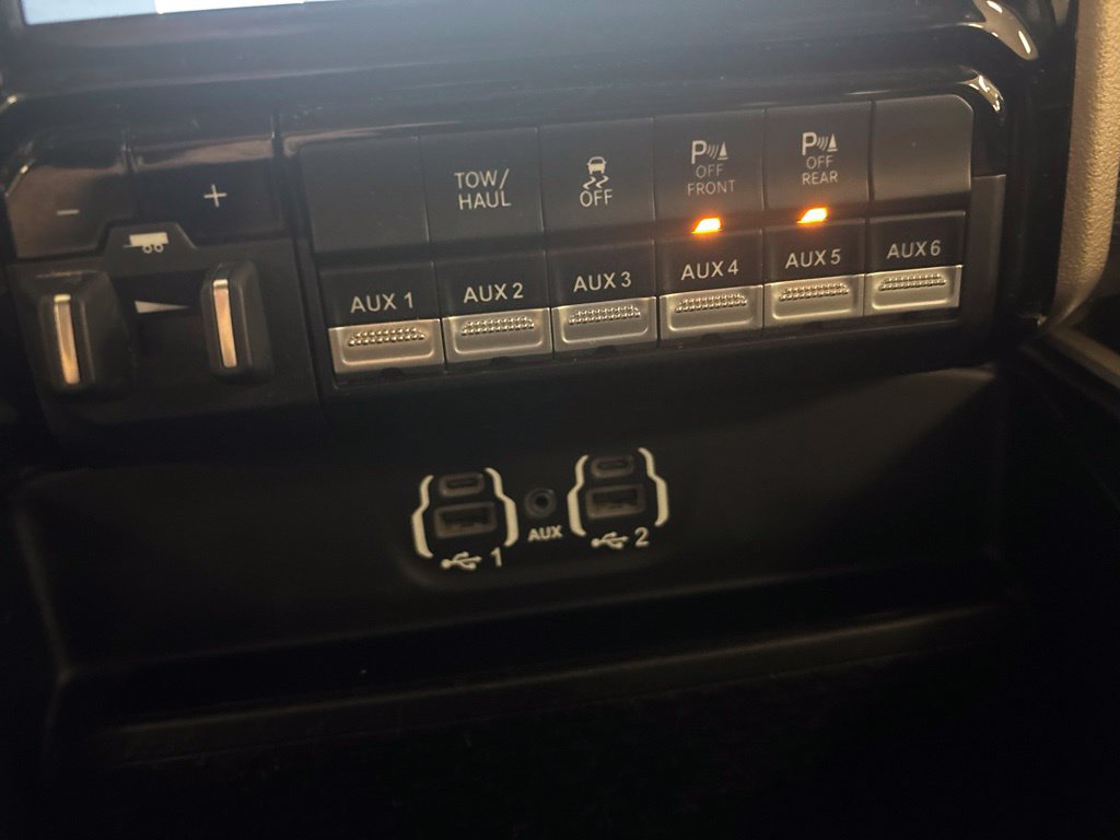Used 2022 RAM 2500 Laramie w/ Snow Chief Group AWD/4WD image 18