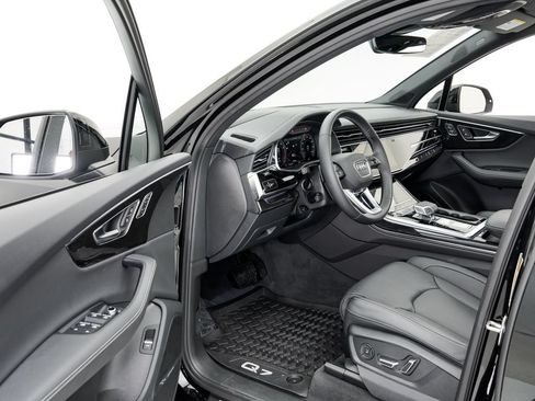 Certified 2025 Audi Q7 3.0T Prestige w/ Prestige Package AWD/4WD image 7