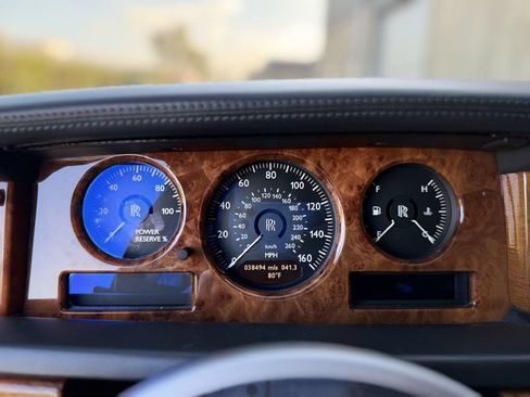 Used 2006 Rolls-Royce Phantom Sedan RWD image 23