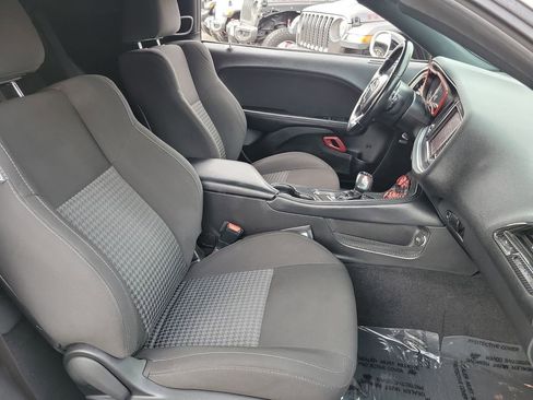 Certified 2021 Dodge Challenger R/T w/ Blacktop Package image 18