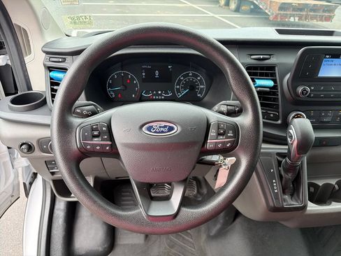 Used 2025 Ford Transit 250 Low Roof w/ Exterior Upgrade Package RWD image 12